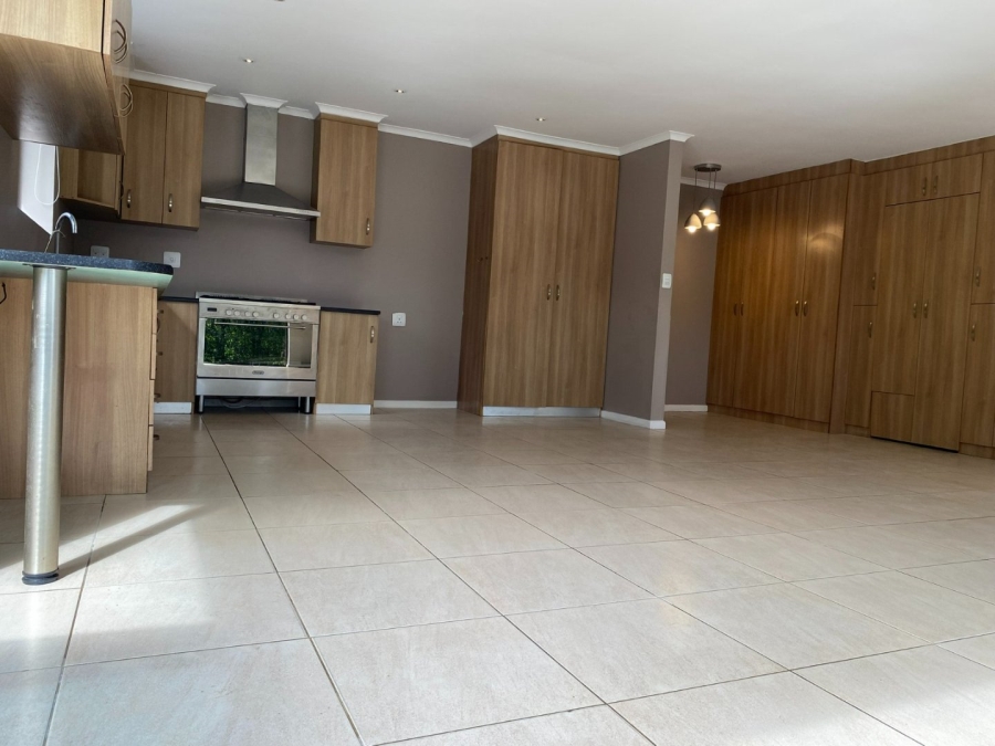 5 Bedroom Property for Sale in Highlands Western Cape